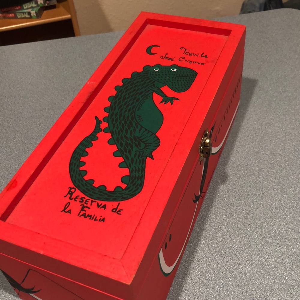Jose Cuervo Tequila Reserva de la Familia Wooden Art Box
